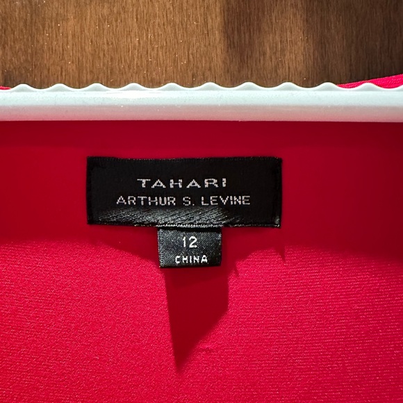 Red TAHARI Faux Wrap Dress Perfect for your Holiday Parties - Picture 4 of 5